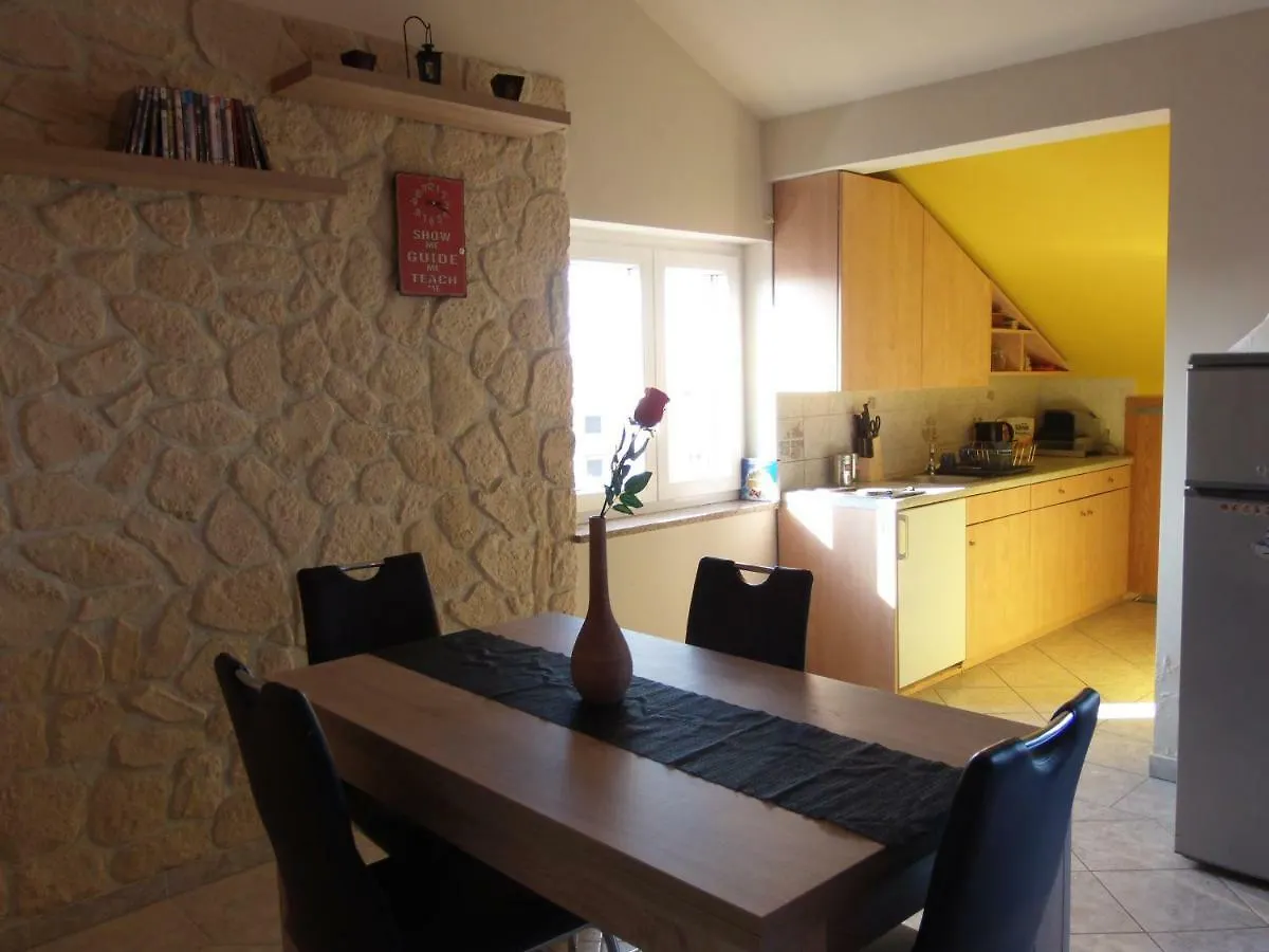 Sunny Island Apartment Malinska Croatia